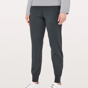 Align Jogger melanite